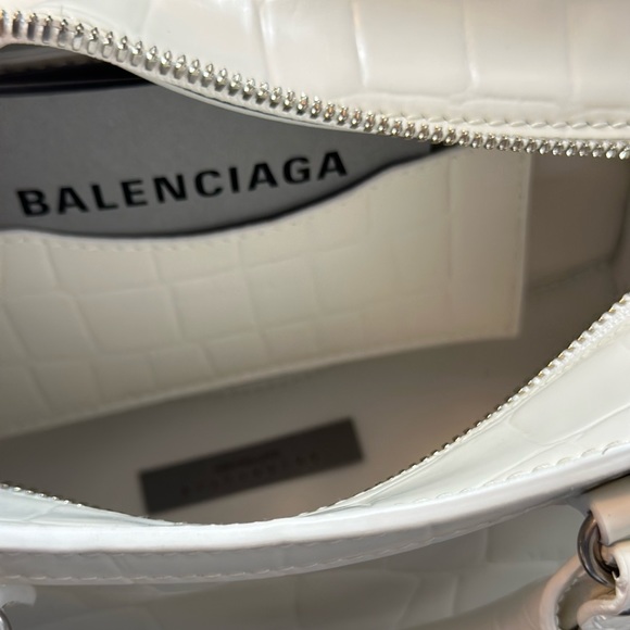 Balenciaga 
White Croc Super Nano Neo Classic Bag (brand new) - Picture 8 of 10